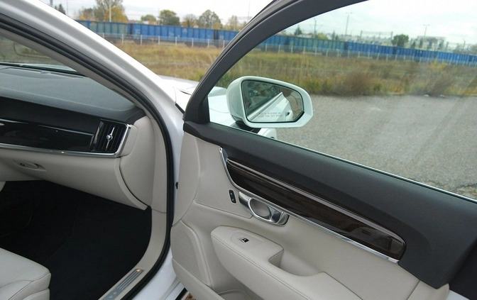 Volvo S90 cena 129900 przebieg: 126230, rok produkcji 2018 z Ciężkowice małe 301